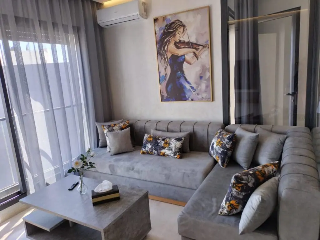 STUDIO MEUBLE HAUT STANDING A LOUER A PALMIER CASABLANCA