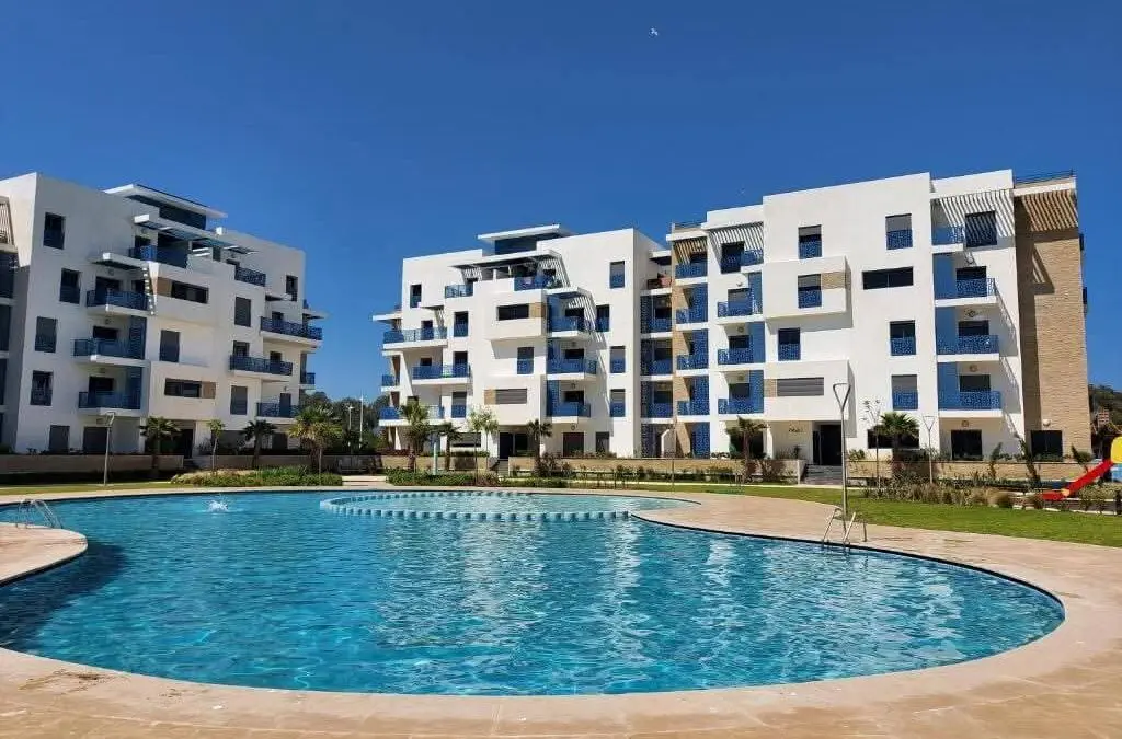 Appartement de Luxe avec Piscine à Louer à Martil