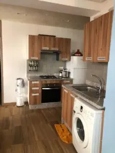 À louer Bel appart balnéaire accès direct à la plage – Immohajir Immobilier au Maroc | Appartement Location saisonnière à Sidi Rahal (photo 12)