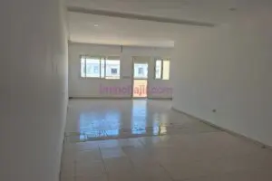Appartement À Vendre 4éme Étage-141m² Emplacement Ideal – Immohajir Immobilier au Maroc | Appartement À vendre à Maroc (photo 1)