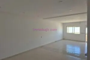 Appartement À Vendre 4éme Étage-141m² Emplacement Ideal – Immohajir Immobilier au Maroc | Appartement À vendre à Maroc (photo 3)