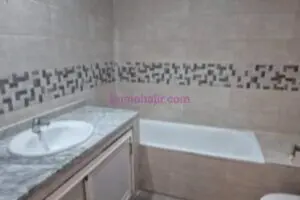 Appartement À Vendre 4éme Étage-141m² Emplacement Ideal – Immohajir Immobilier au Maroc | Appartement À vendre à Maroc (photo 19)