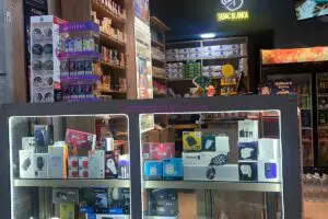 A Vendre Superbe Fond de Commerce Tabac et Alimentation G… – Immohajir Immobilier au Maroc |   à Maroc (photo 5)