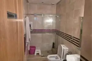 Bel appart très bien situé À louer longue ou courte durée – Immohajir Immobilier au Maroc | Appartement Location longue durée à Maroc (photo 6)