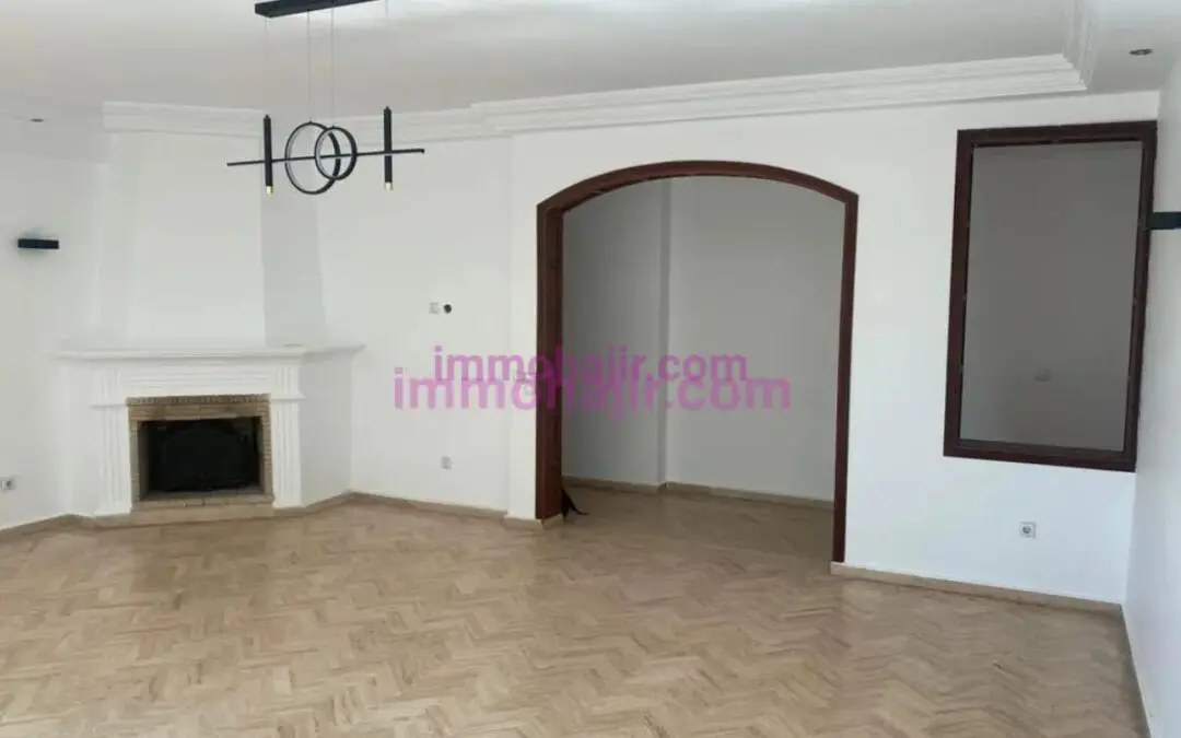 À VENDRE – Appartement haut standing de 136 m² Rénové – Quartier Palmier, Casablanca