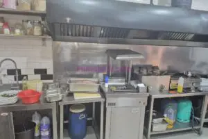 Restaurant Bien équipé A vendre Opportunité A saisir – Immohajir Immobilier au Maroc | Commerce À vendre à Maroc (photo 11)