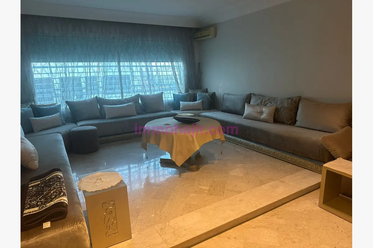 À Vendre – Spacieux Appartement 150 m² avec Parking, Box, et Balcon – Résidence Walili, Casablanca