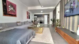 🏡 Beau Studio à louer – 1 chambre + double balcon – 8000D… – Immohajir Immobilier au Maroc | Studio Location longue durée à Maroc (photo 2)