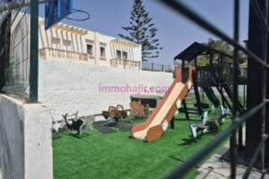 Bel Appartement Vue Piscine & Mer – Résidence Privée… – Immohajir Immobilier au Maroc | Appartement Location saisonnière à Sidi Rahal (photo 23)