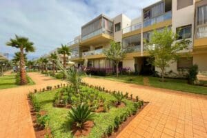 Location des Vacances Appart Balnéaire Accès direct à la … – Immohajir Immobilier au Maroc | Appartement Location saisonnière à Sidi Rahal (photo 2)