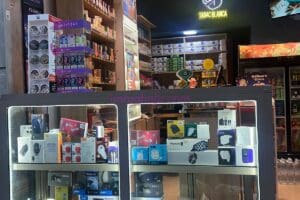 A Vendre Superbe Fond de Commerce Tabac et Alimentation G… – Immohajir Immobilier au Maroc |   à Maroc (photo 5)
