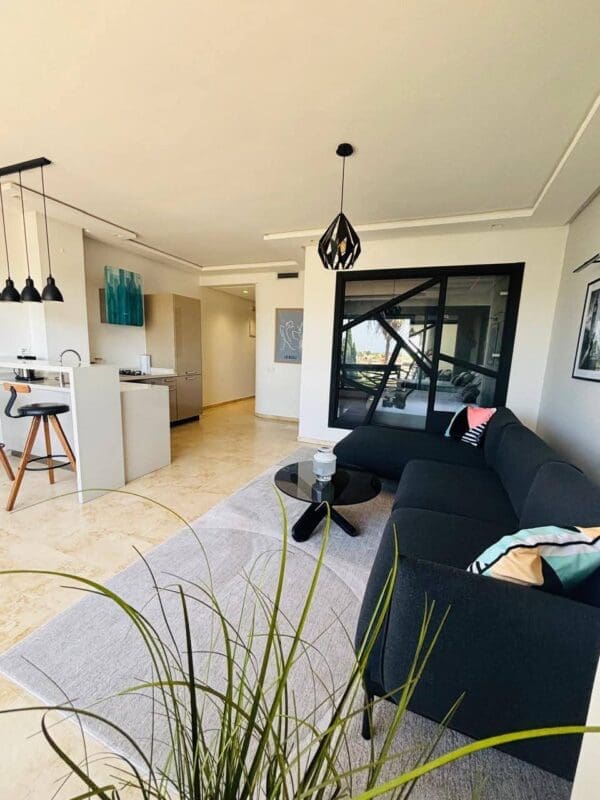 Studio Neuf Meublé en Location – Quartier CIL