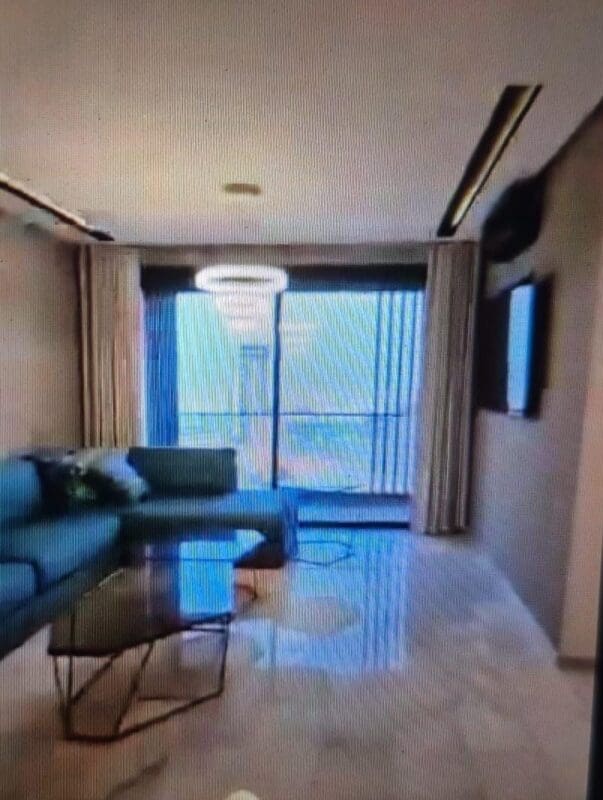 À VENDRE APPARTEMENT DE 97 m² – 15ème Étage avec Vue sur Aria Mall CFC