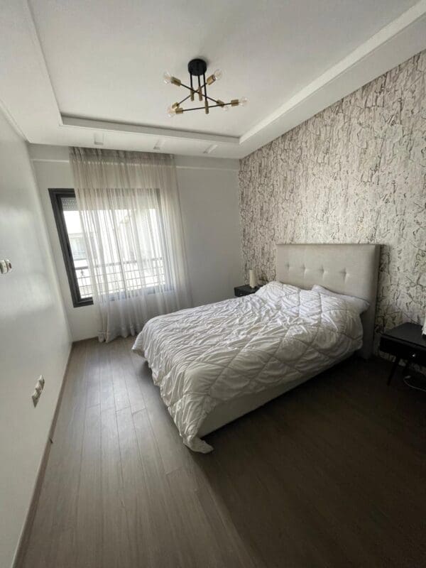 À LOUER Studio Situé au cœur du prestigieux quartier Racine